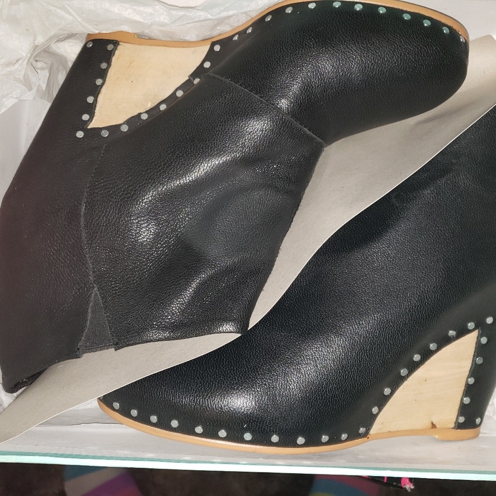 Wedged heels